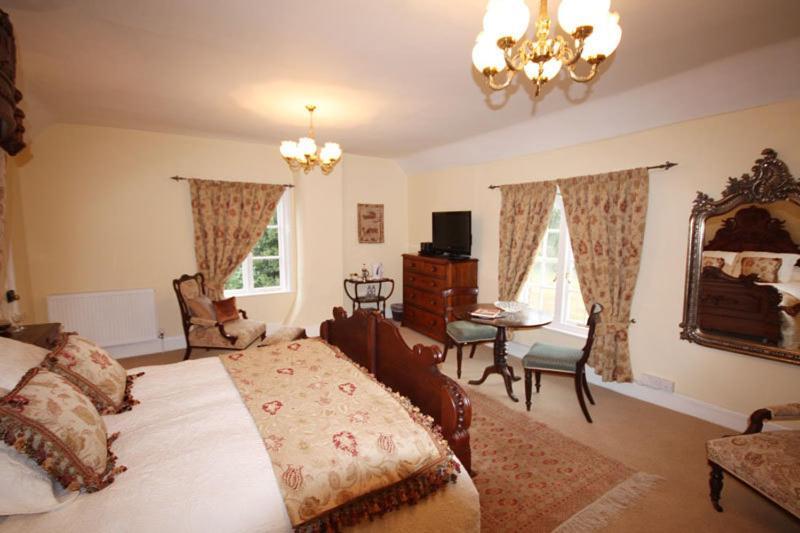 Hotel Lee Manor Romsey Exterior foto